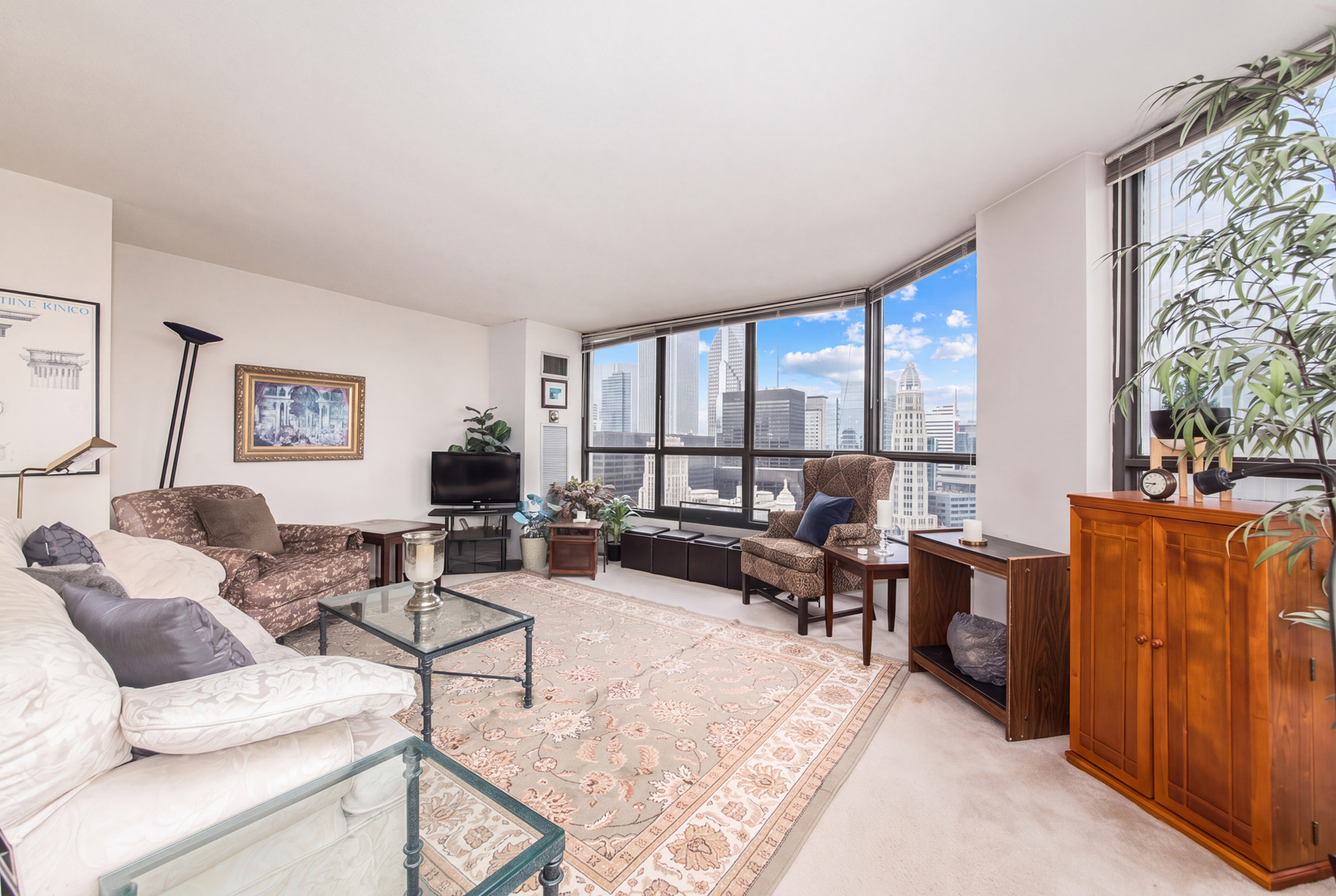 405 N Wabash Avenue 4004 Property Photo 5