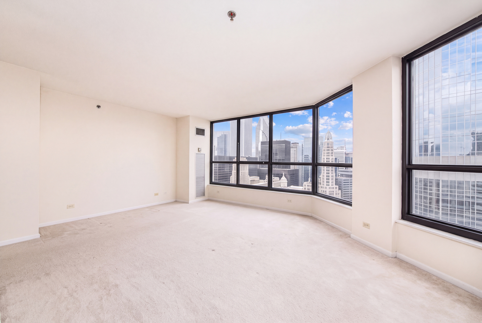 405 N Wabash Avenue 4004 Property Photo 6