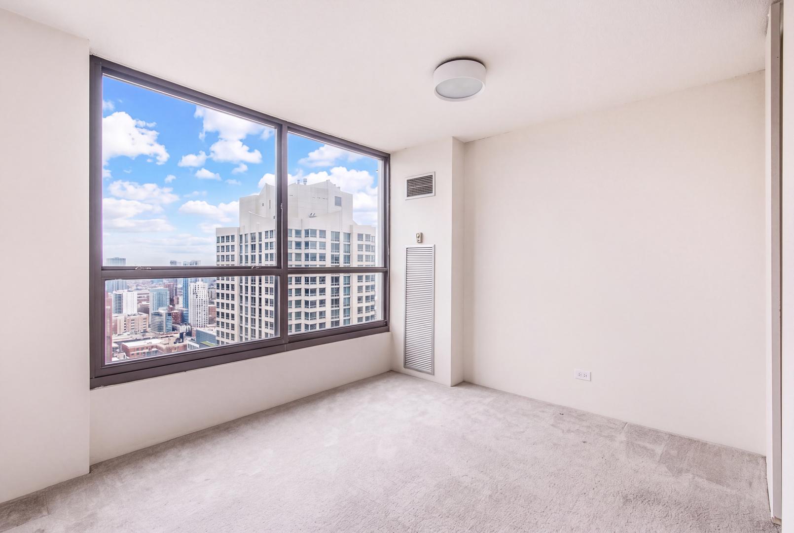 405 N Wabash Avenue 4004 Property Photo 18