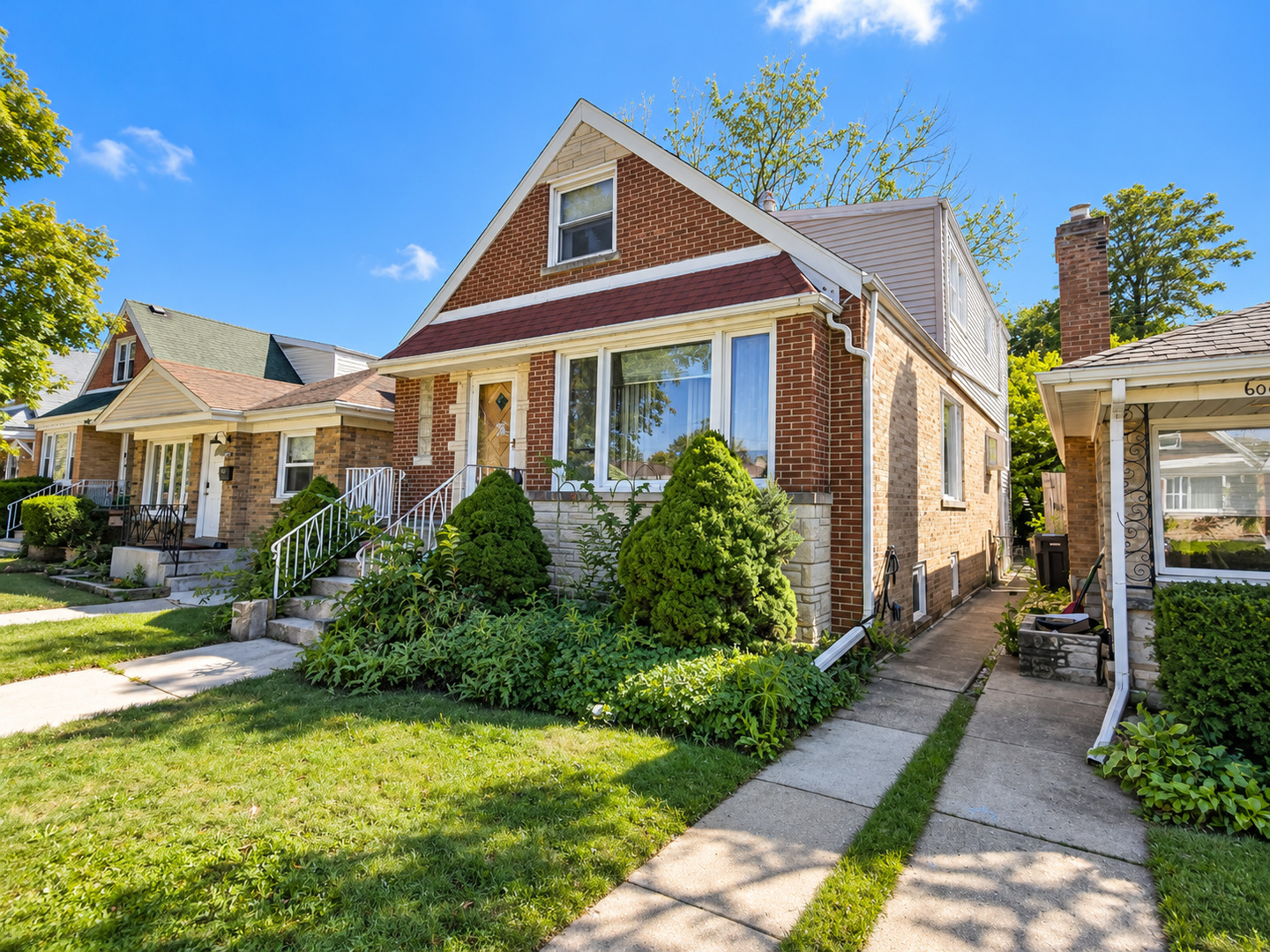6059 W Lawrence Avenue Property Photo 1