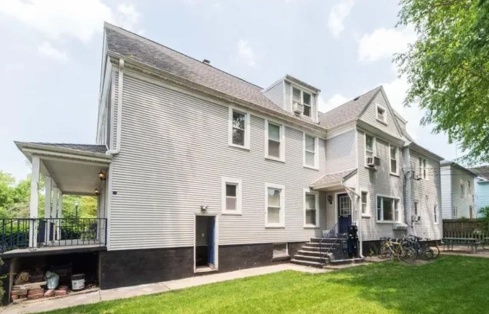 2047 Asbury Avenue Property Photo 2