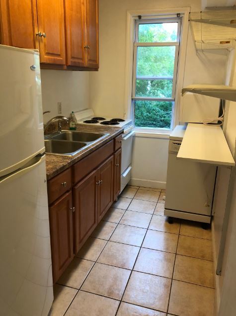 2047 Asbury Avenue Property Photo 7