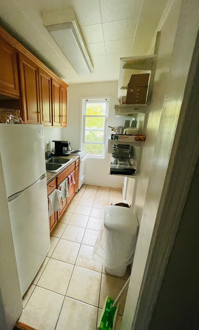 2047 Asbury Avenue Property Photo 11