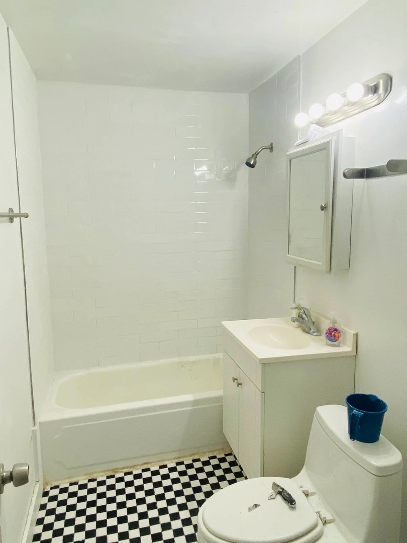 2047 Asbury Avenue Property Photo 14