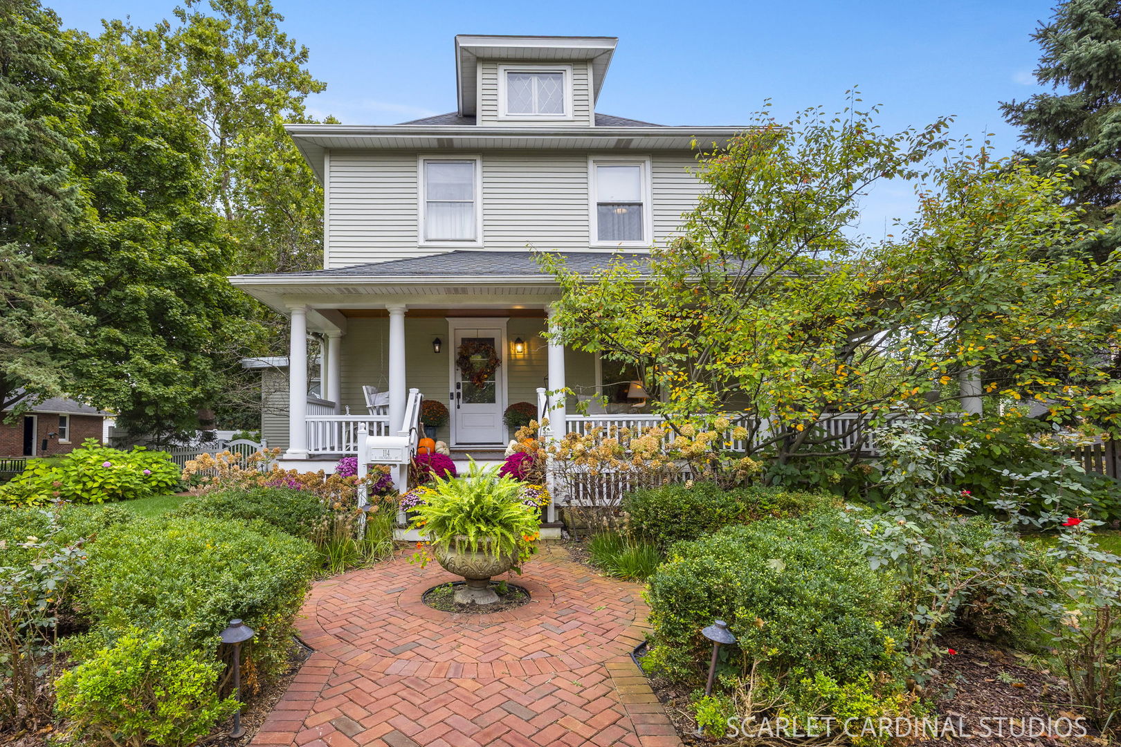 114 S Columbia Street Property Photo 1