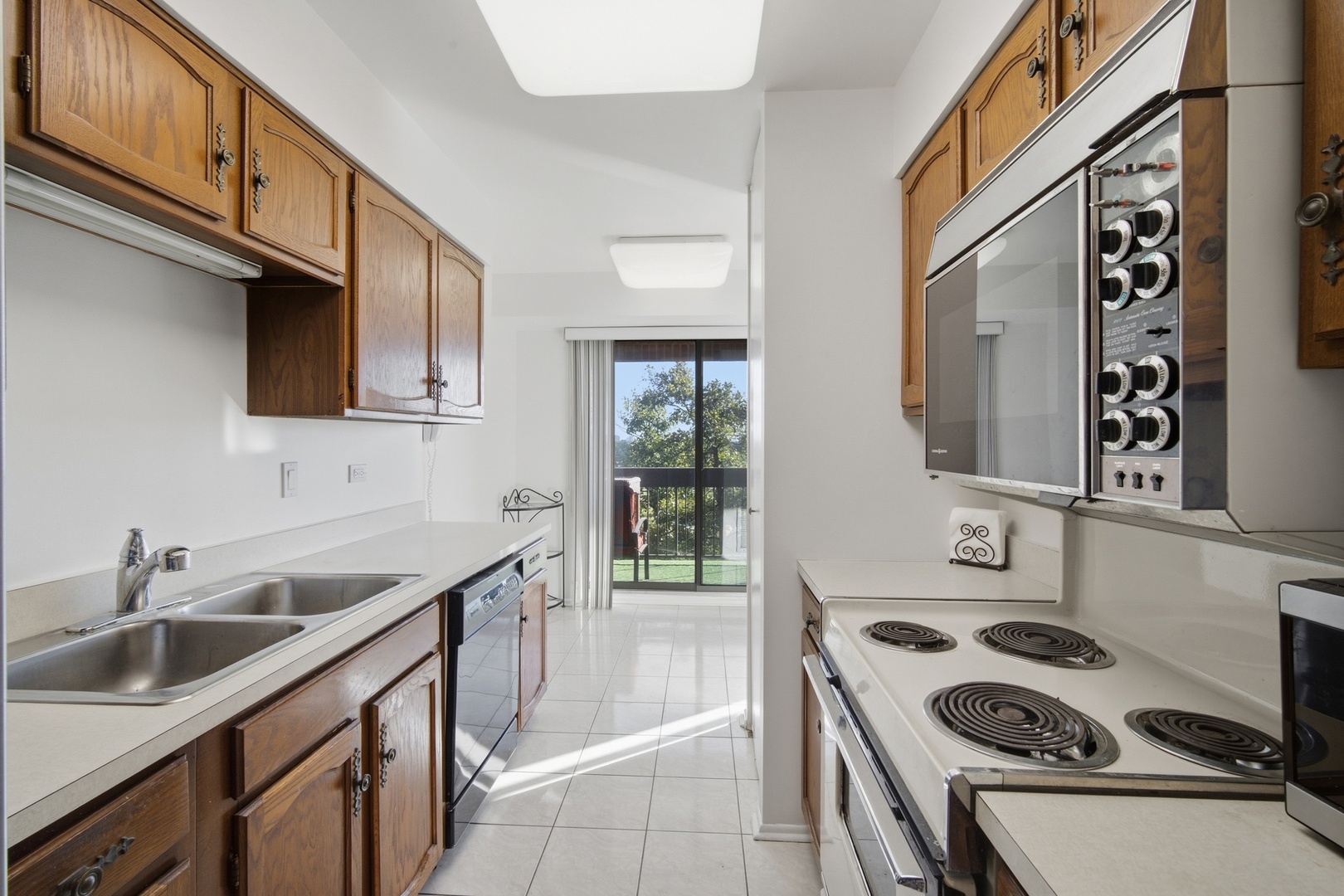 12785556 Property Photo 11