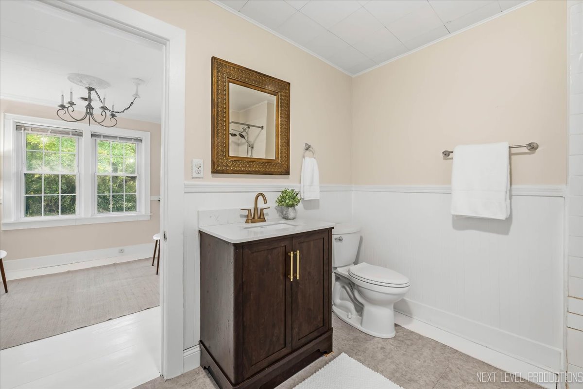 1700 Riverside Avenue Property Photo 17