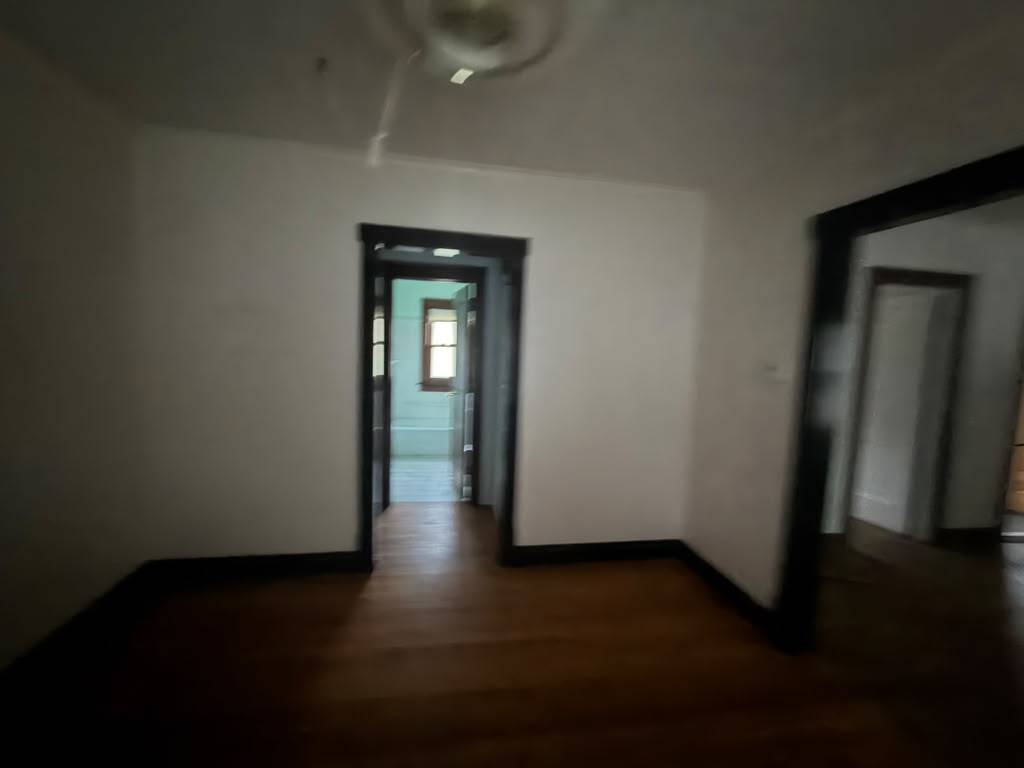 320 Blackstone Street Property Photo 17