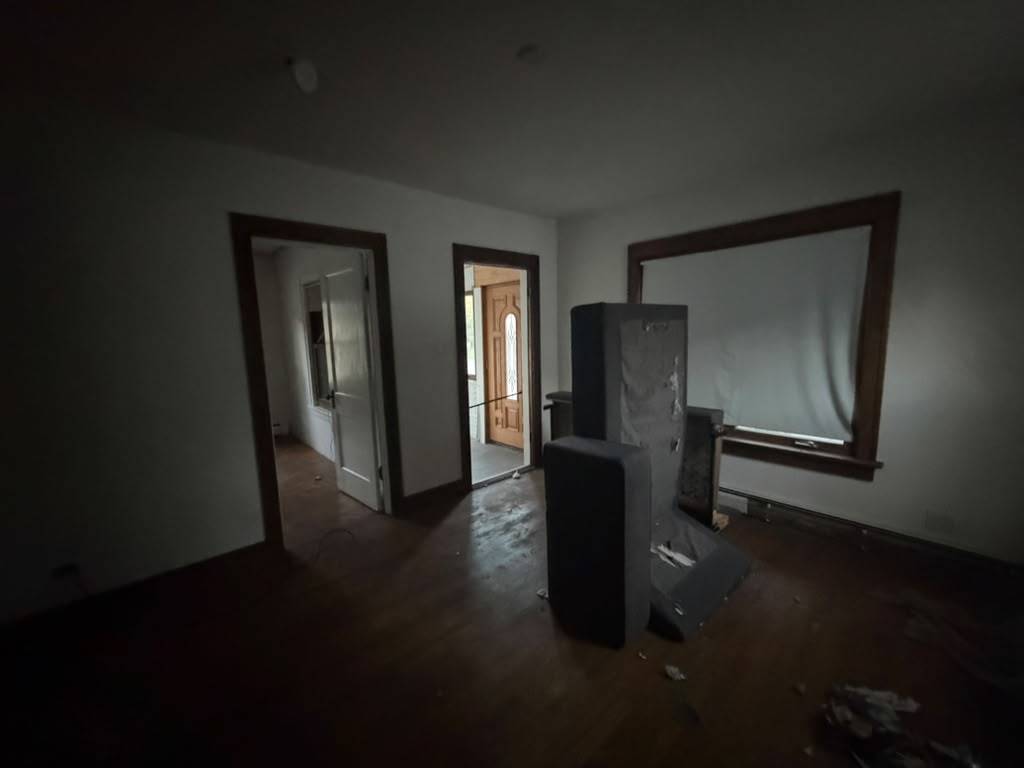 320 Blackstone Street Property Photo 24
