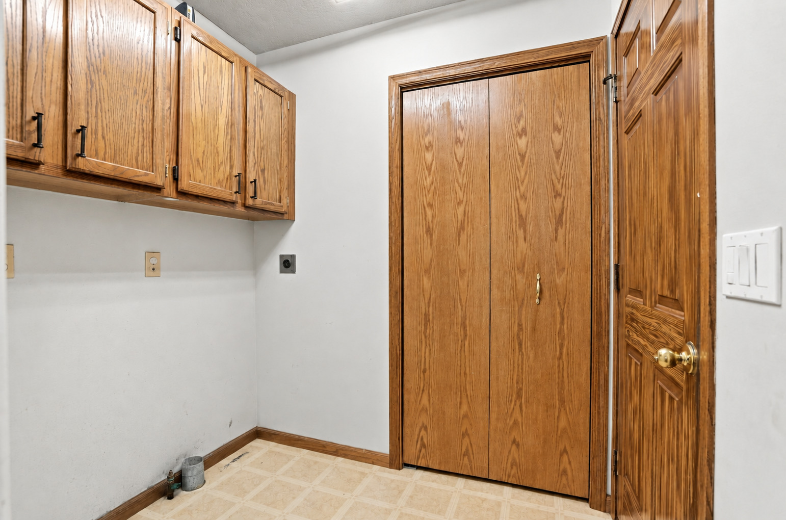 5182 Dove Court Property Photo 21