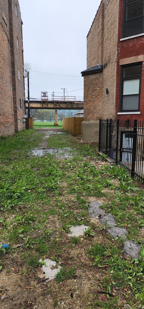 3714 S Wabash Avenue Property Photo 2