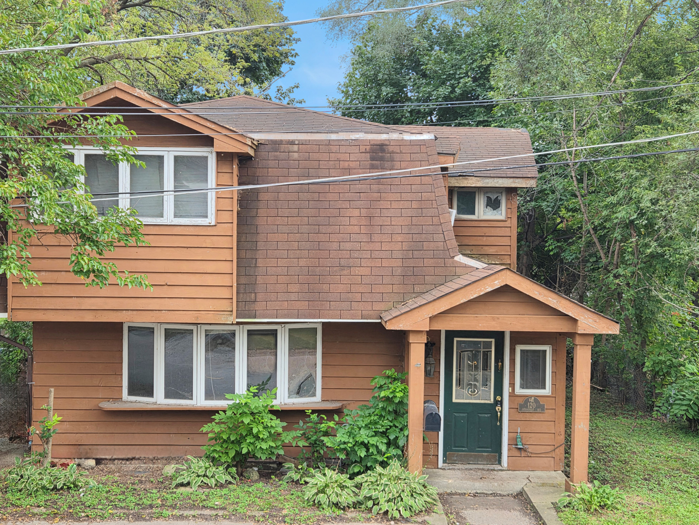 120 Roosevelt Avenue Property Photo 3