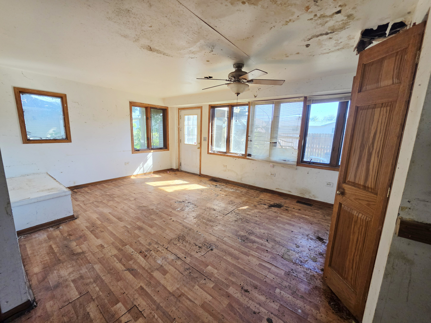 120 Roosevelt Avenue Property Photo 6