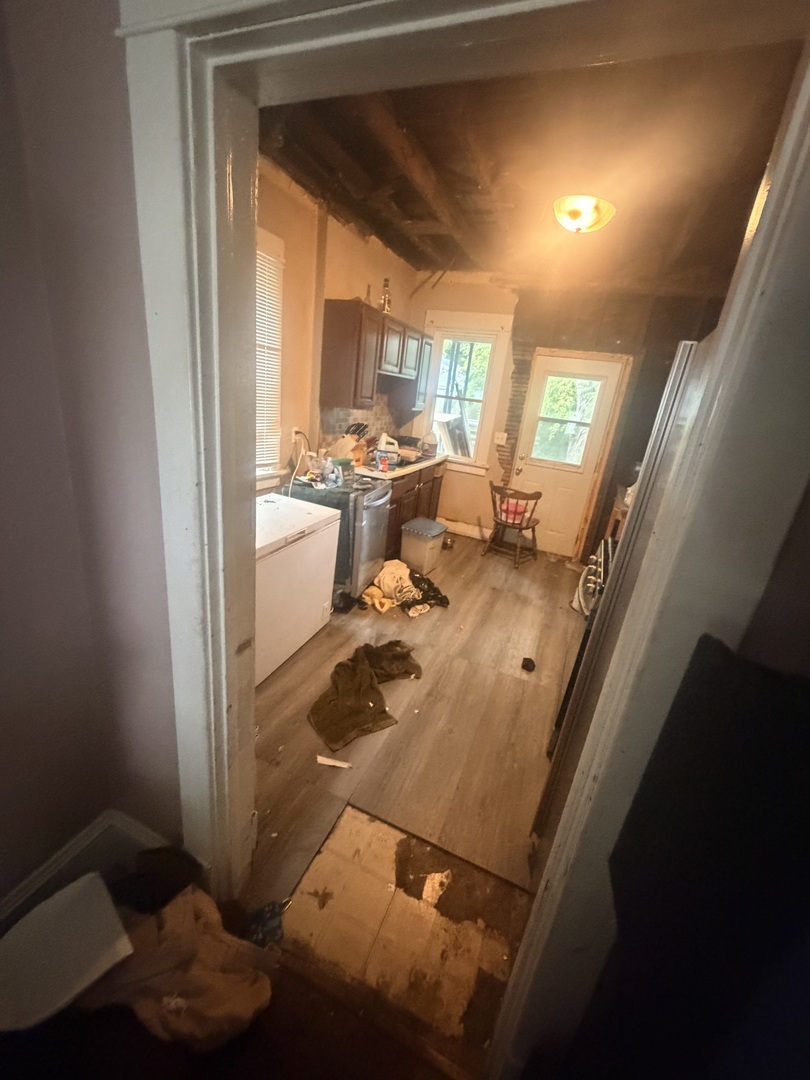 904 44th Street Property Photo 5