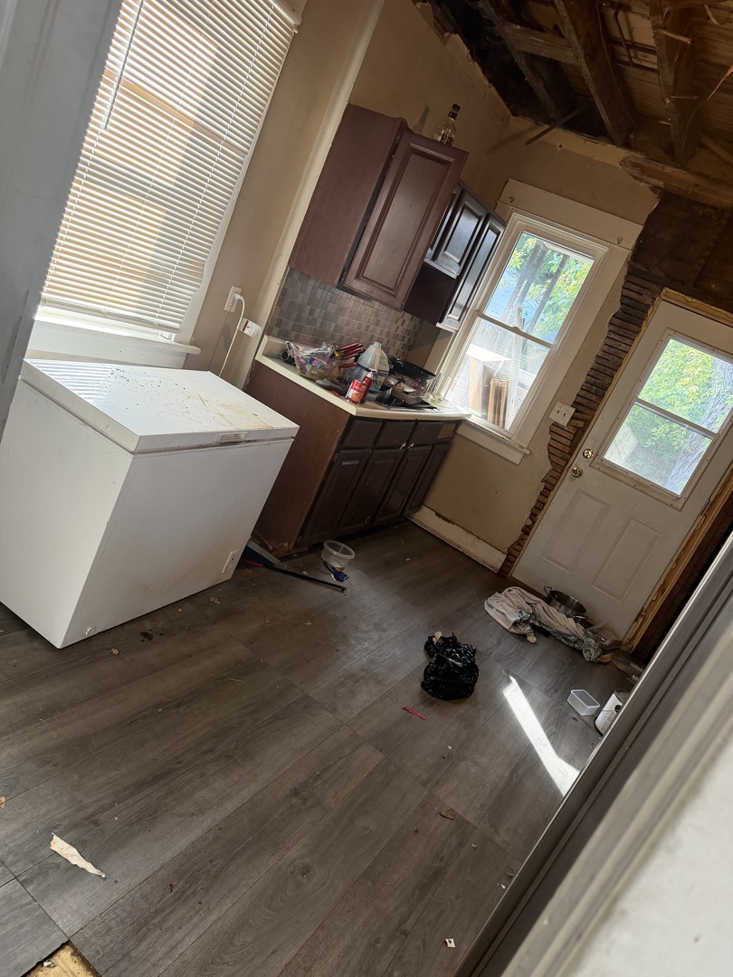 904 44th Street Property Photo 14