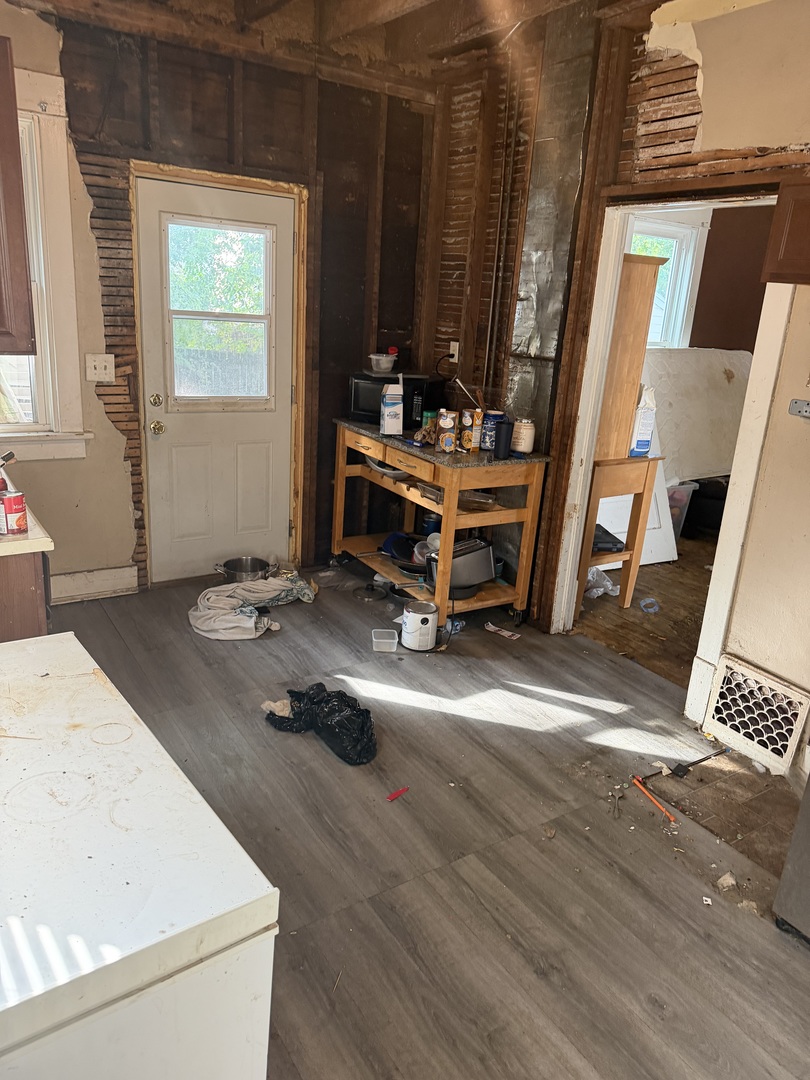 904 44th Street Property Photo 15