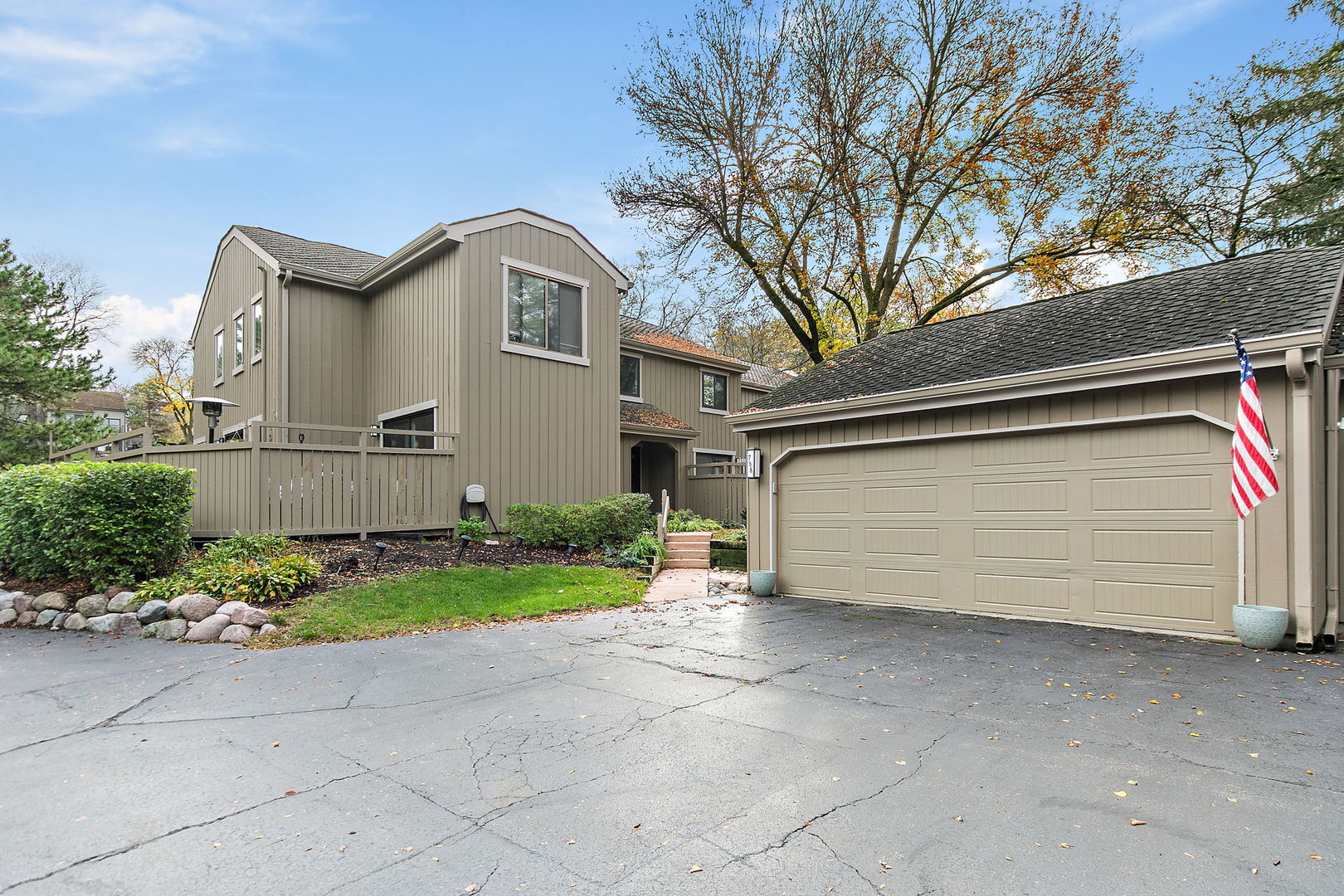 758 Oak Hill Road Property Photo 1
