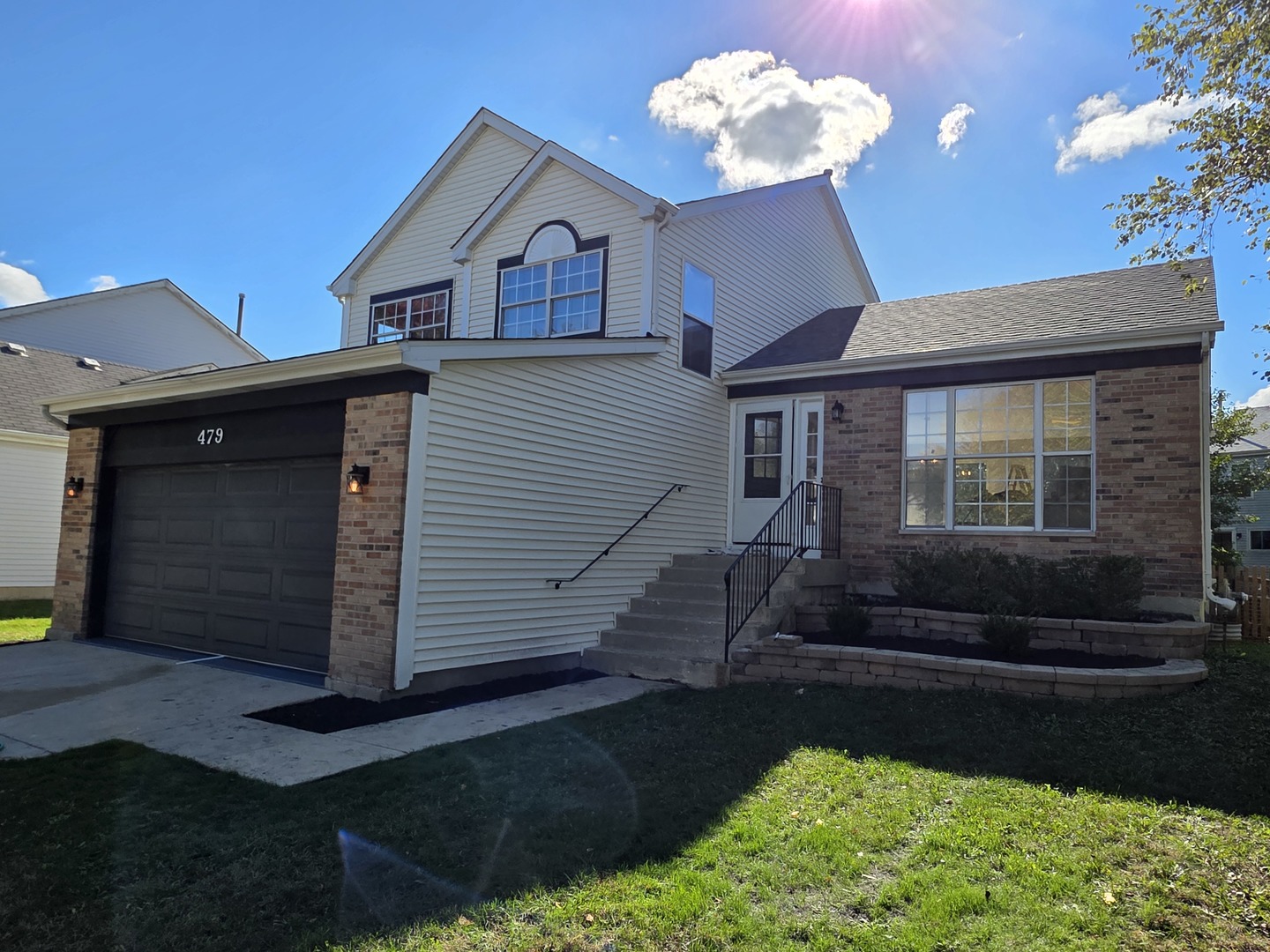 479 Bluebird Drive Property Photo 1