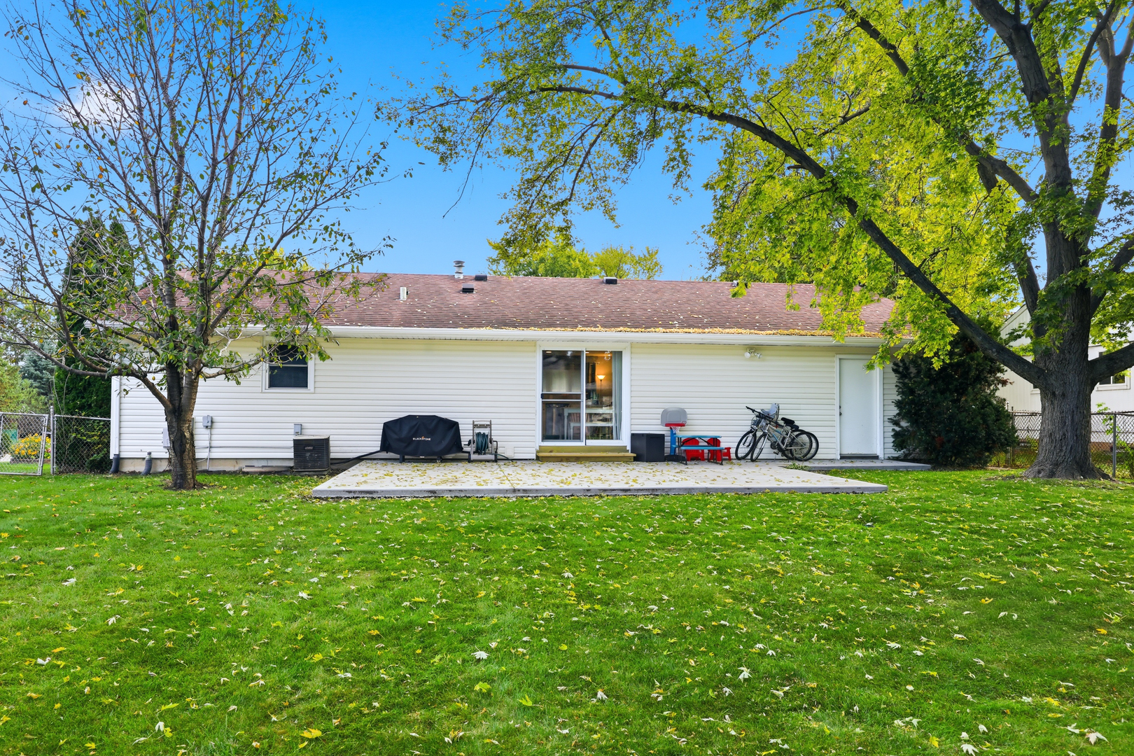 1687 S Green Meadows Boulevard Property Photo 23