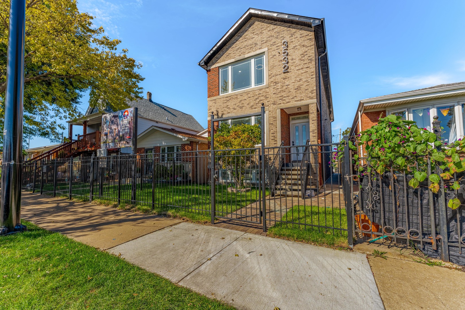 3532 W Pershing Road Property Photo 1