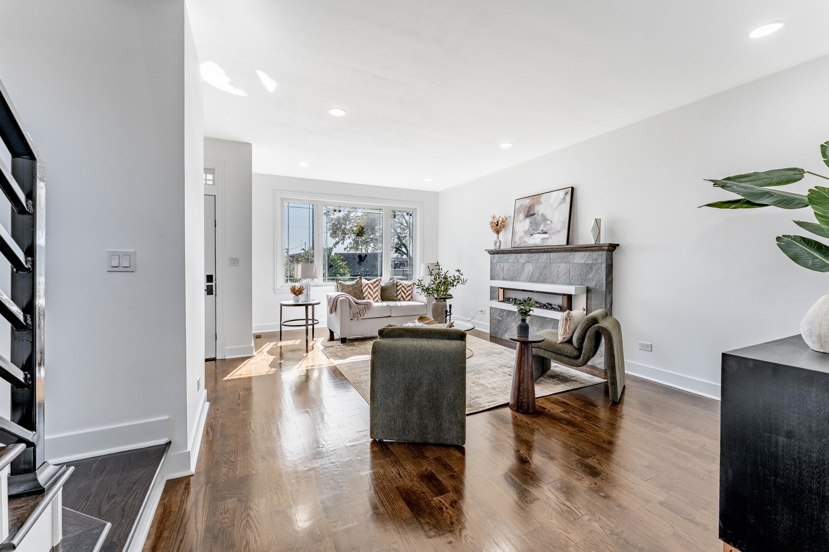 3532 W Pershing Road Property Photo 8