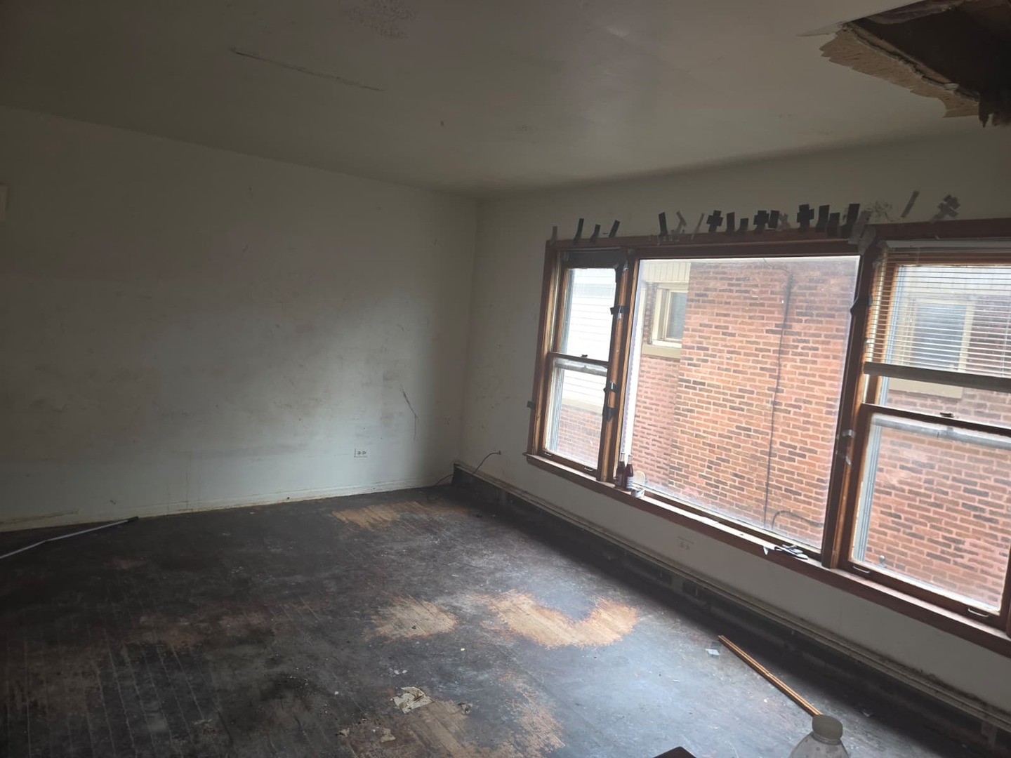 8045 S Carpenter Street Property Photo 33