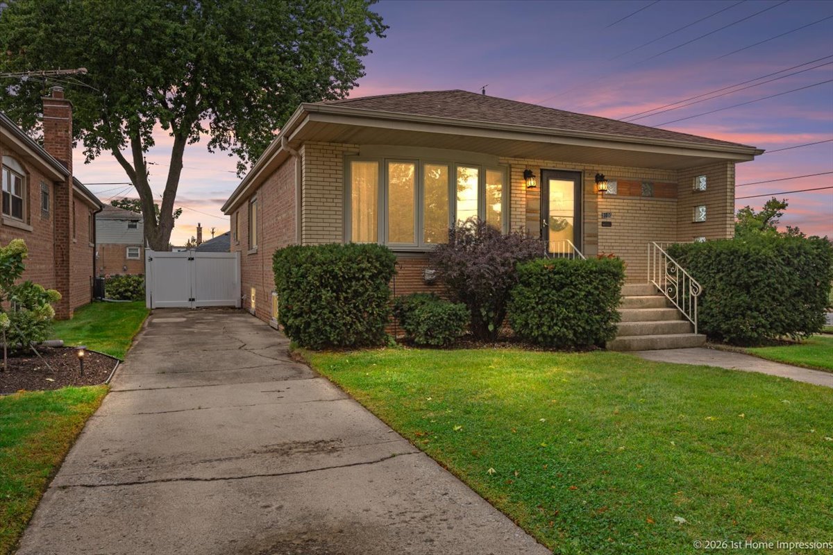 9100 S Ridgeway Avenue Property Photo 1