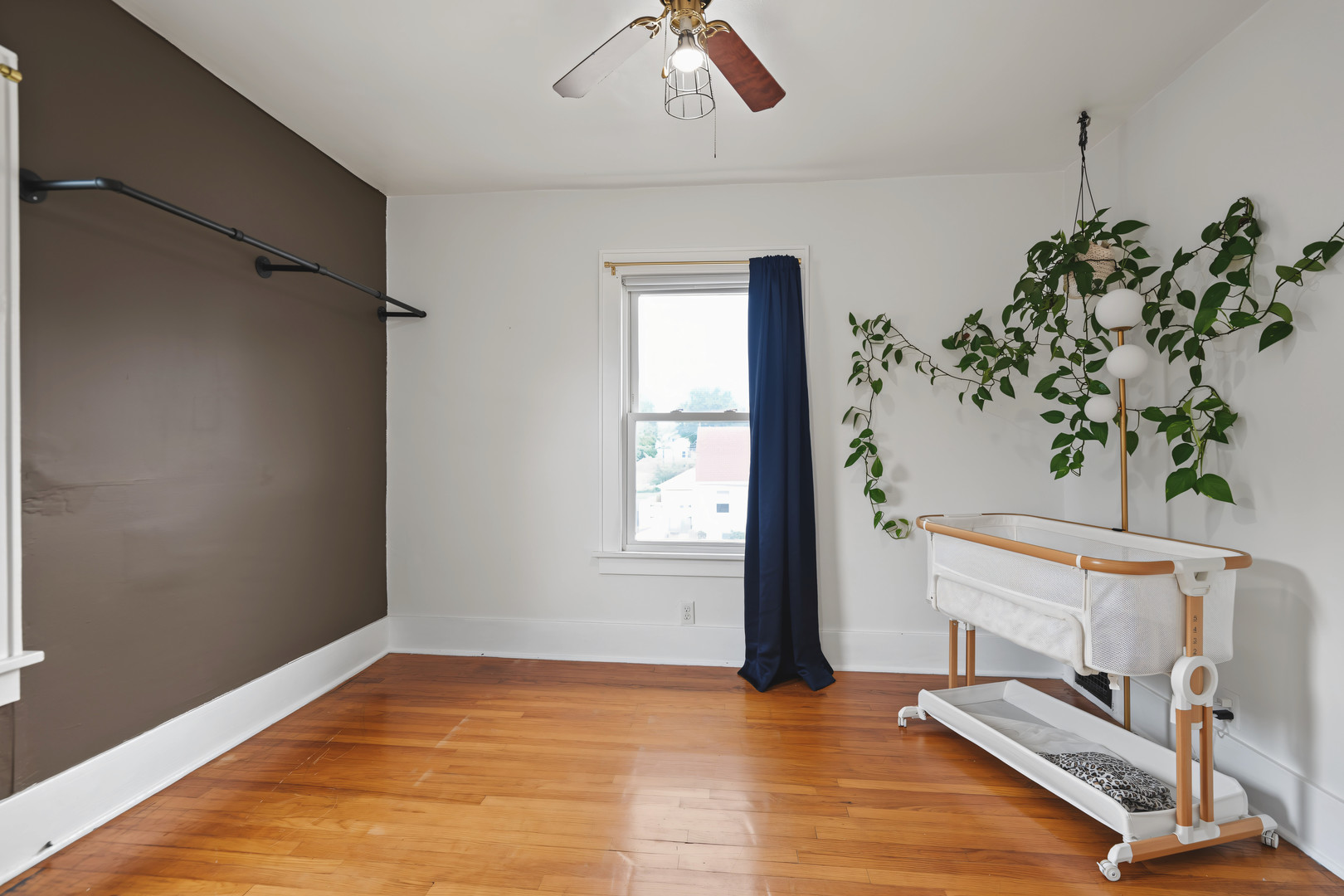 1554 W High Street Property Photo 14