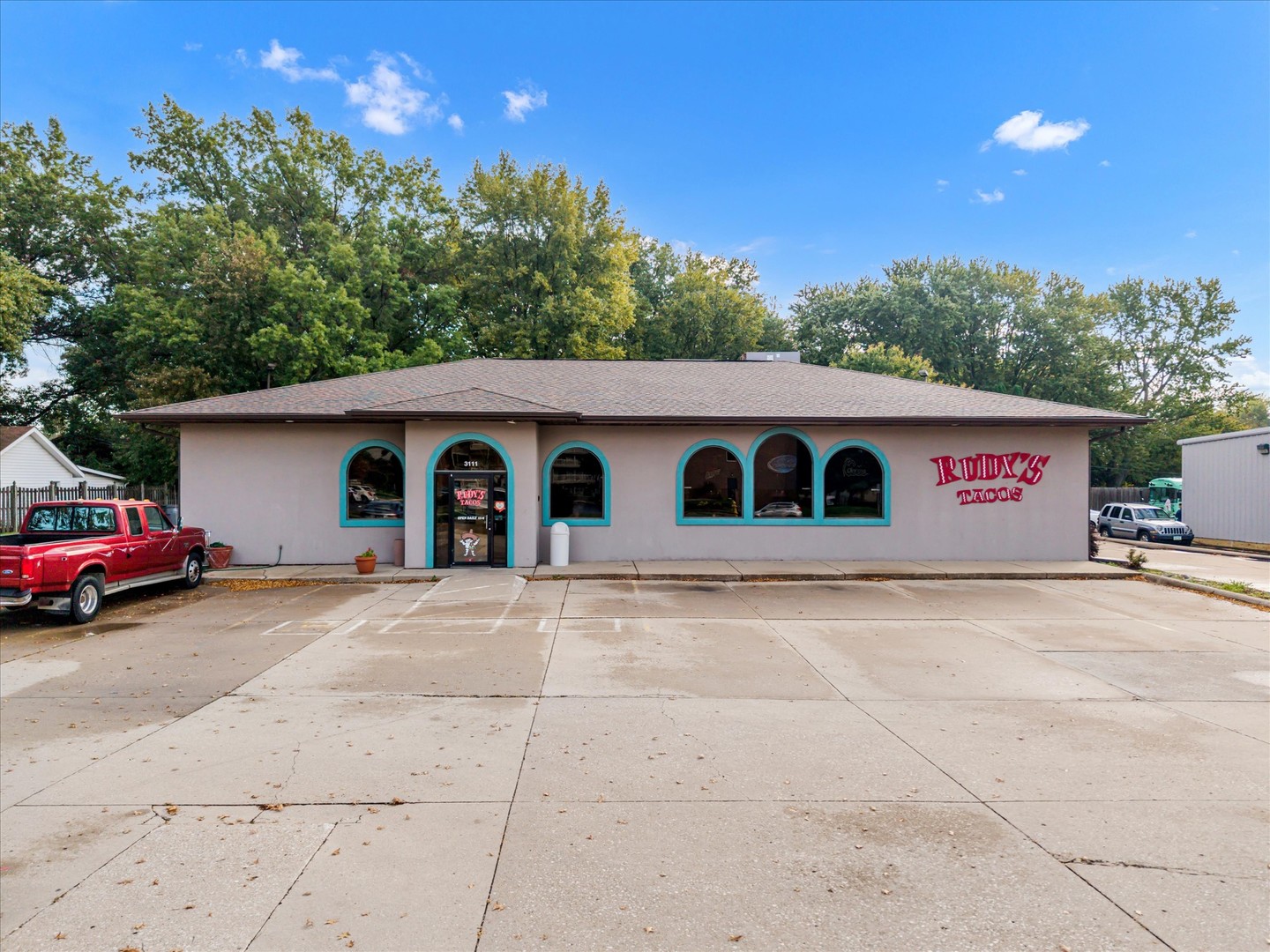 3111 Devils Glen Road Property Photo 1
