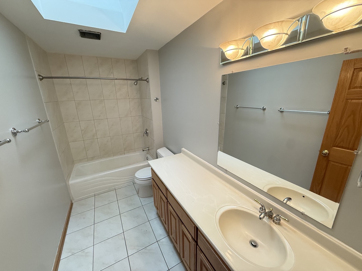 8516 Moody Avenue Property Photo 15