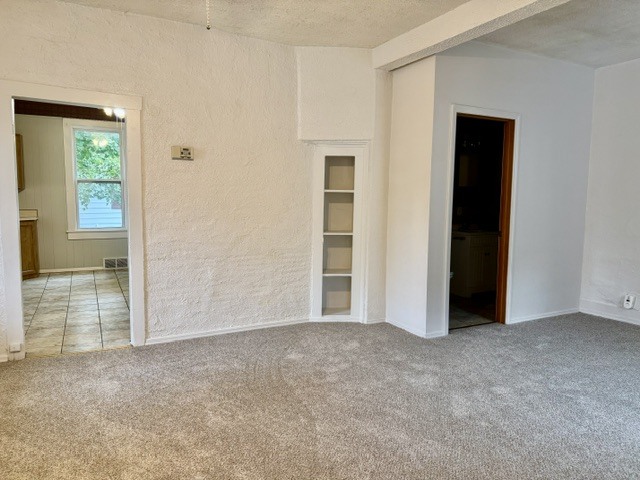 723 6th Street Property Photo 9