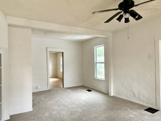 723 6th Street Property Photo 13