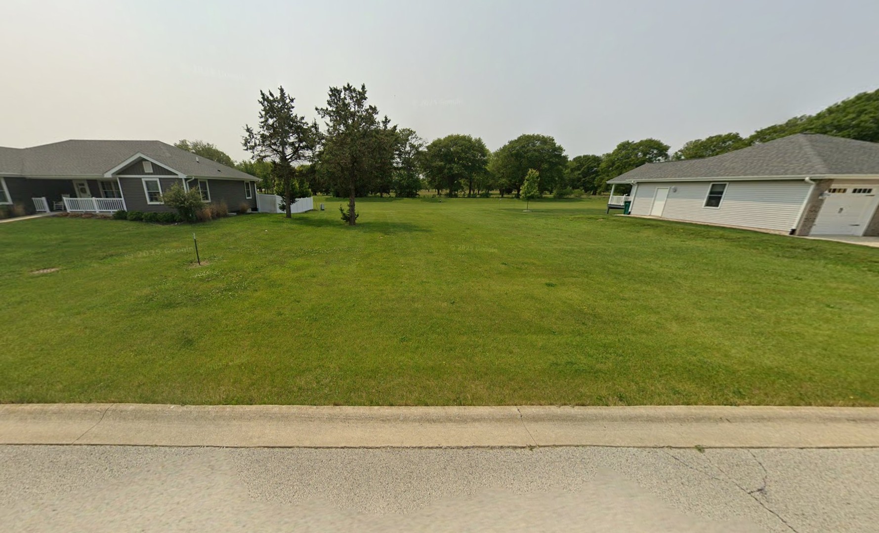 453 Emma Drive Property Photo 2