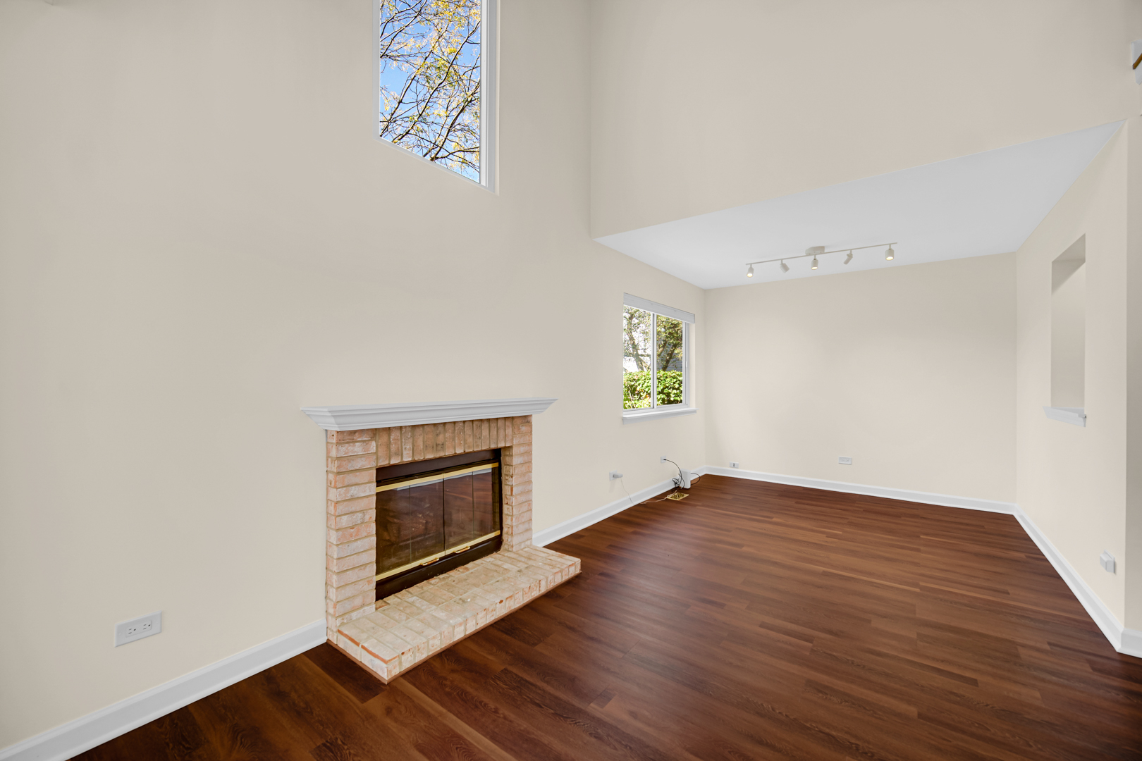 1836 Princeton Court Property Photo 8