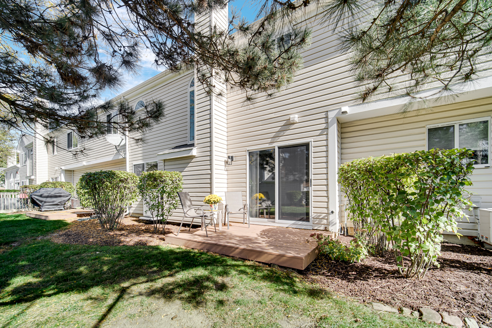 1836 Princeton Court Property Photo 16
