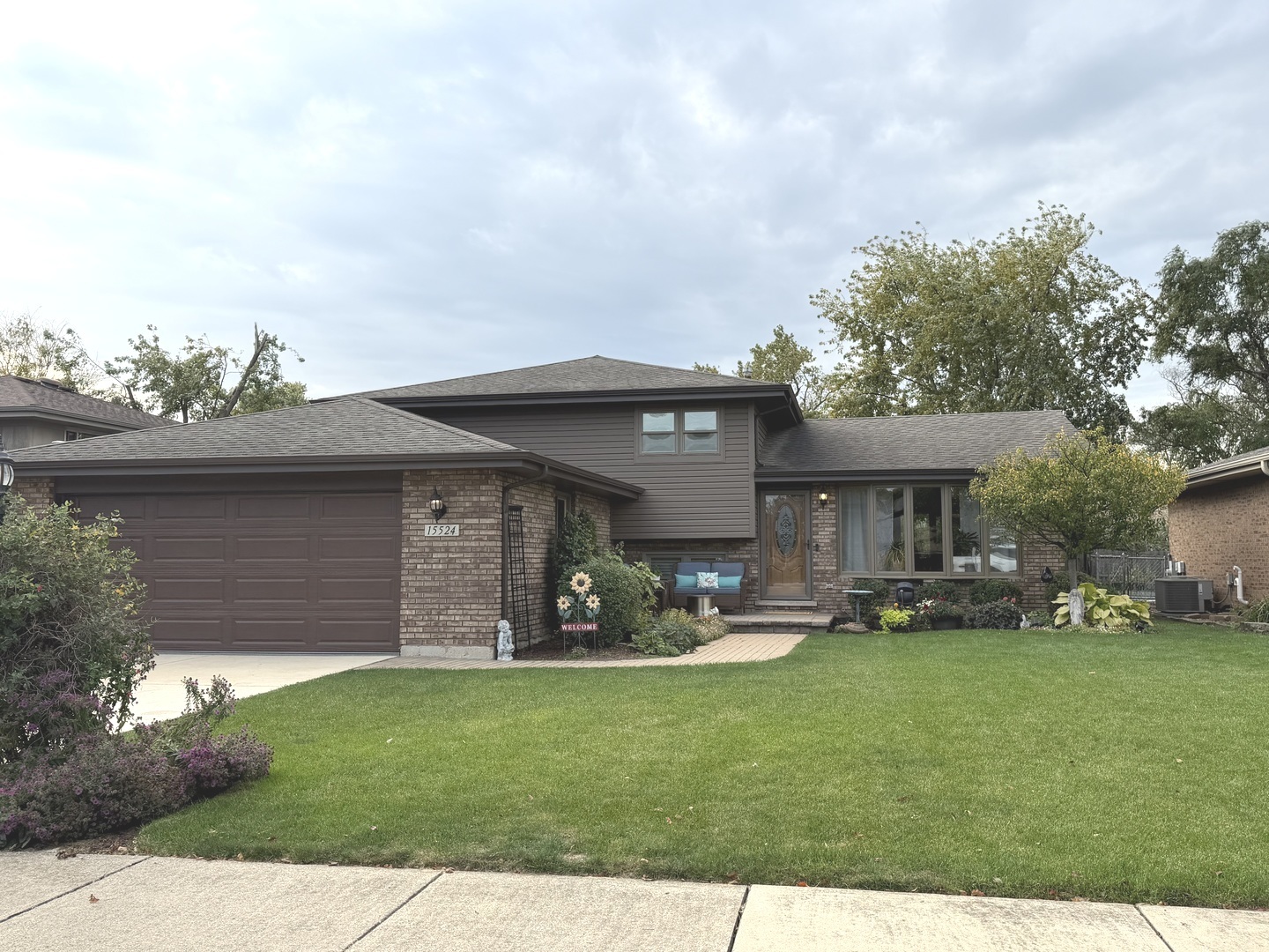 15524 Lorel Avenue Property Photo 1