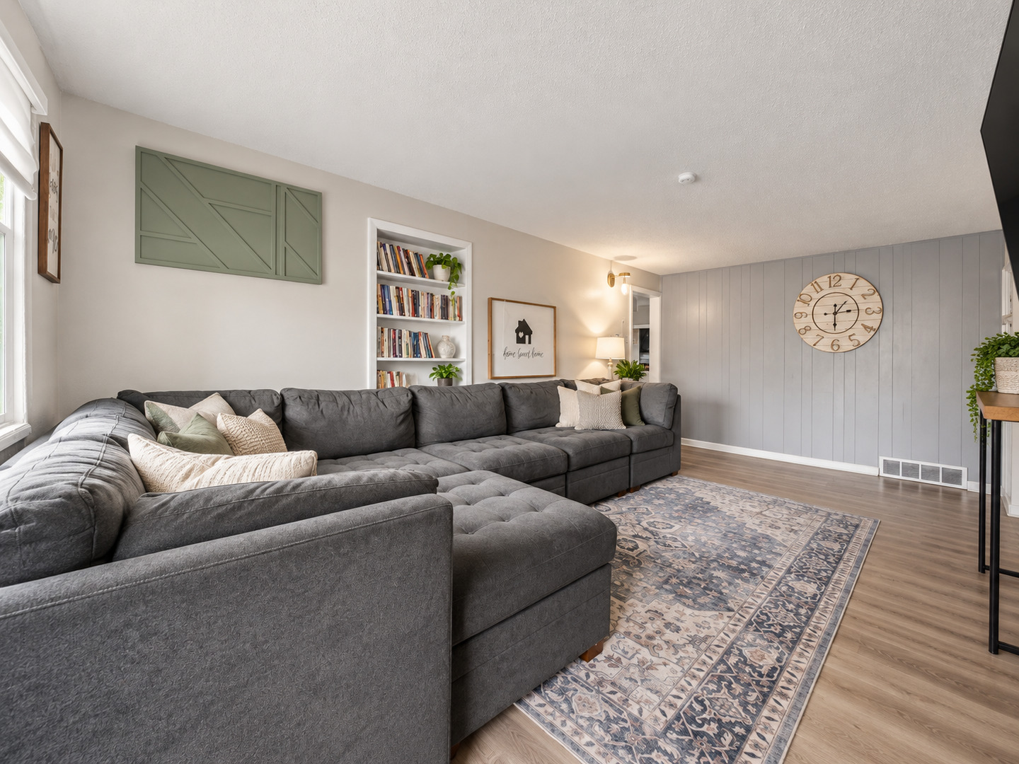 1515 Highland Avenue Property Photo 3