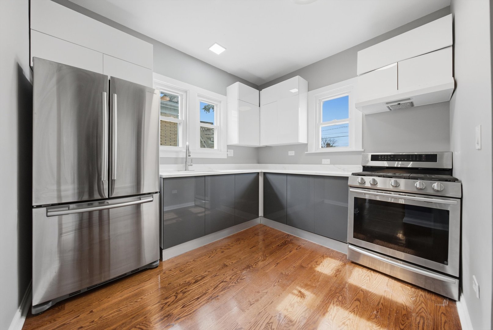 3708 Chicago Road Property Photo 6