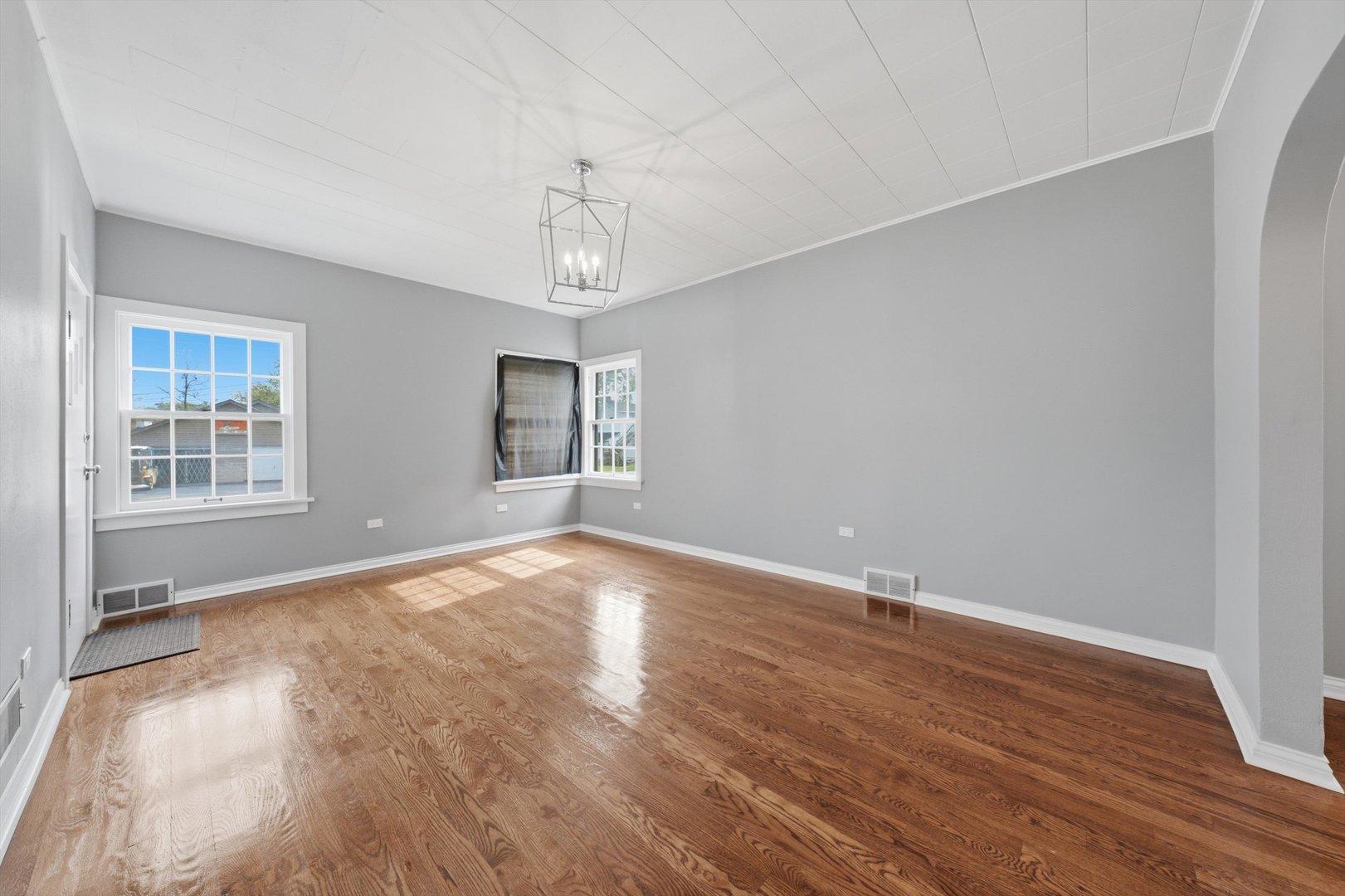 3708 Chicago Road Property Photo 10