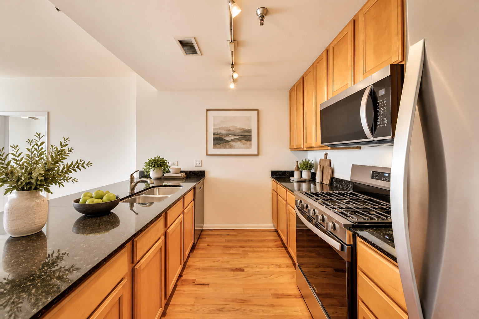 3232 N Halsted Street D804 Property Photo 7