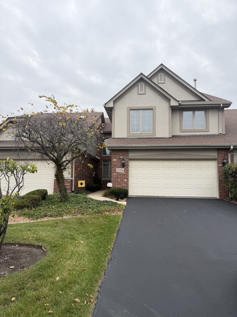 21336 Settlers Pond Drive Property Photo 1