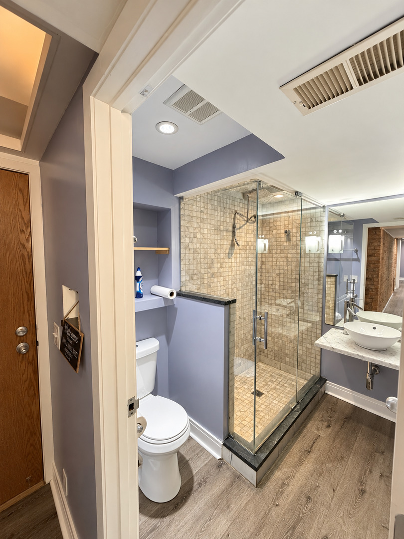 4011 N Kenmore Avenue G3 Property Photo 10