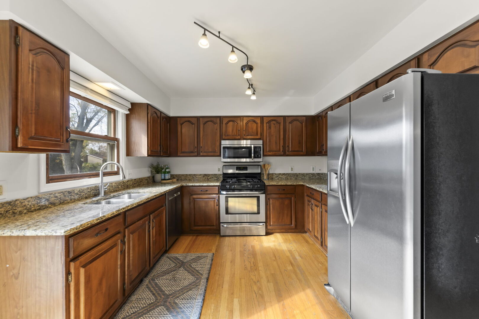 1012 Muirhead Avenue Property Photo 10