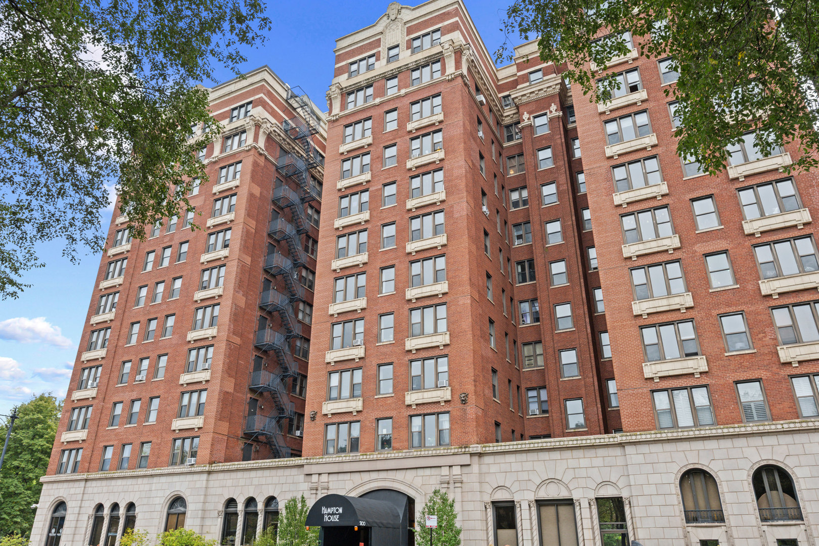 5300 S Shore Drive 82