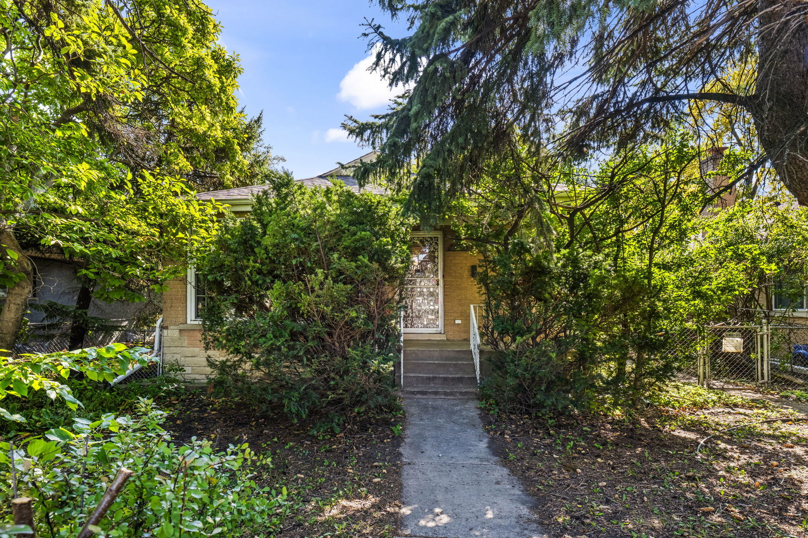5151 Touhy Avenue Property Photo 1
