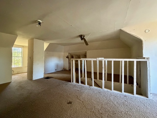 711 Wisely Street Property Photo 18
