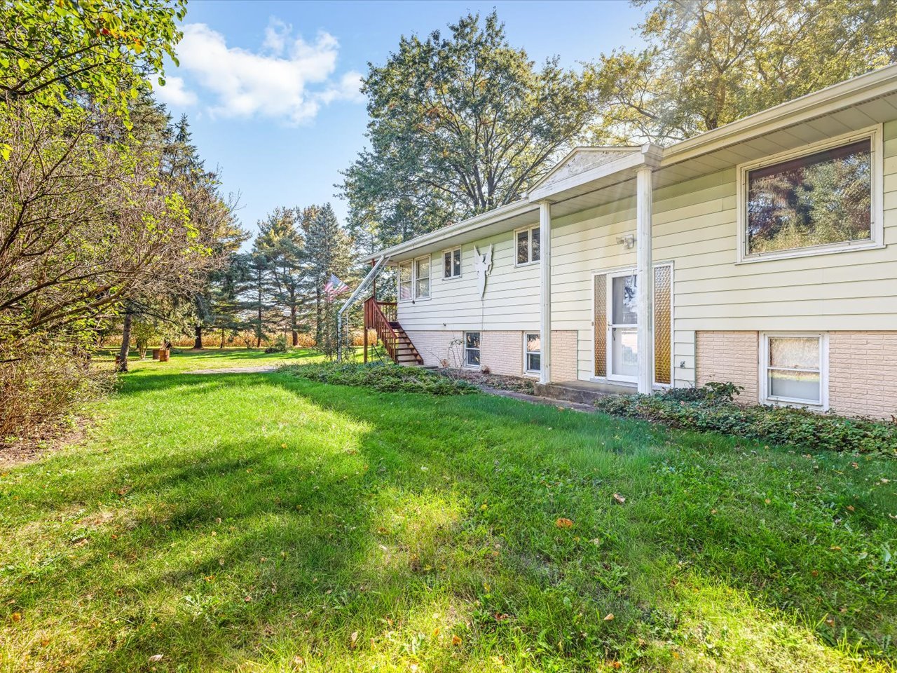 14156 Beloit Road Property Photo 5