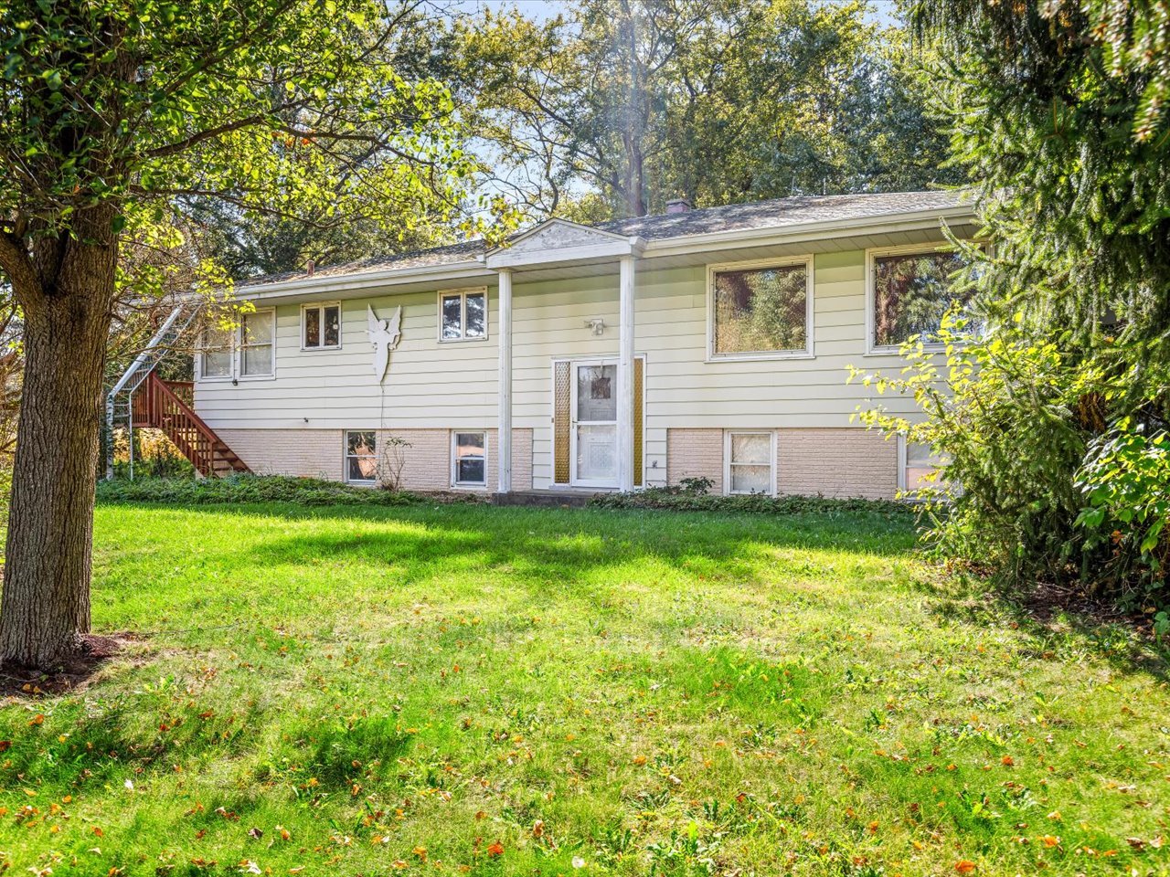 14156 Beloit Road Property Photo 6
