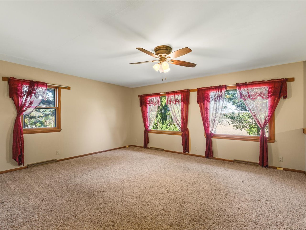 14156 Beloit Road Property Photo 16
