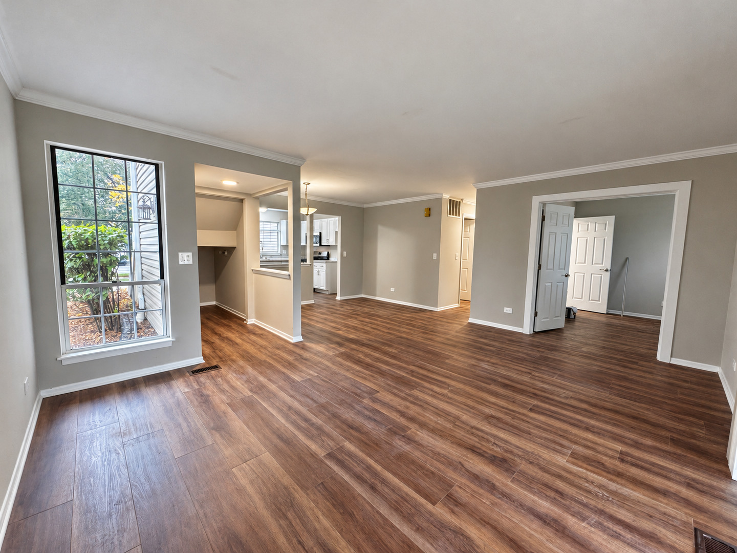 2127 Southwind Circle Property Photo 7